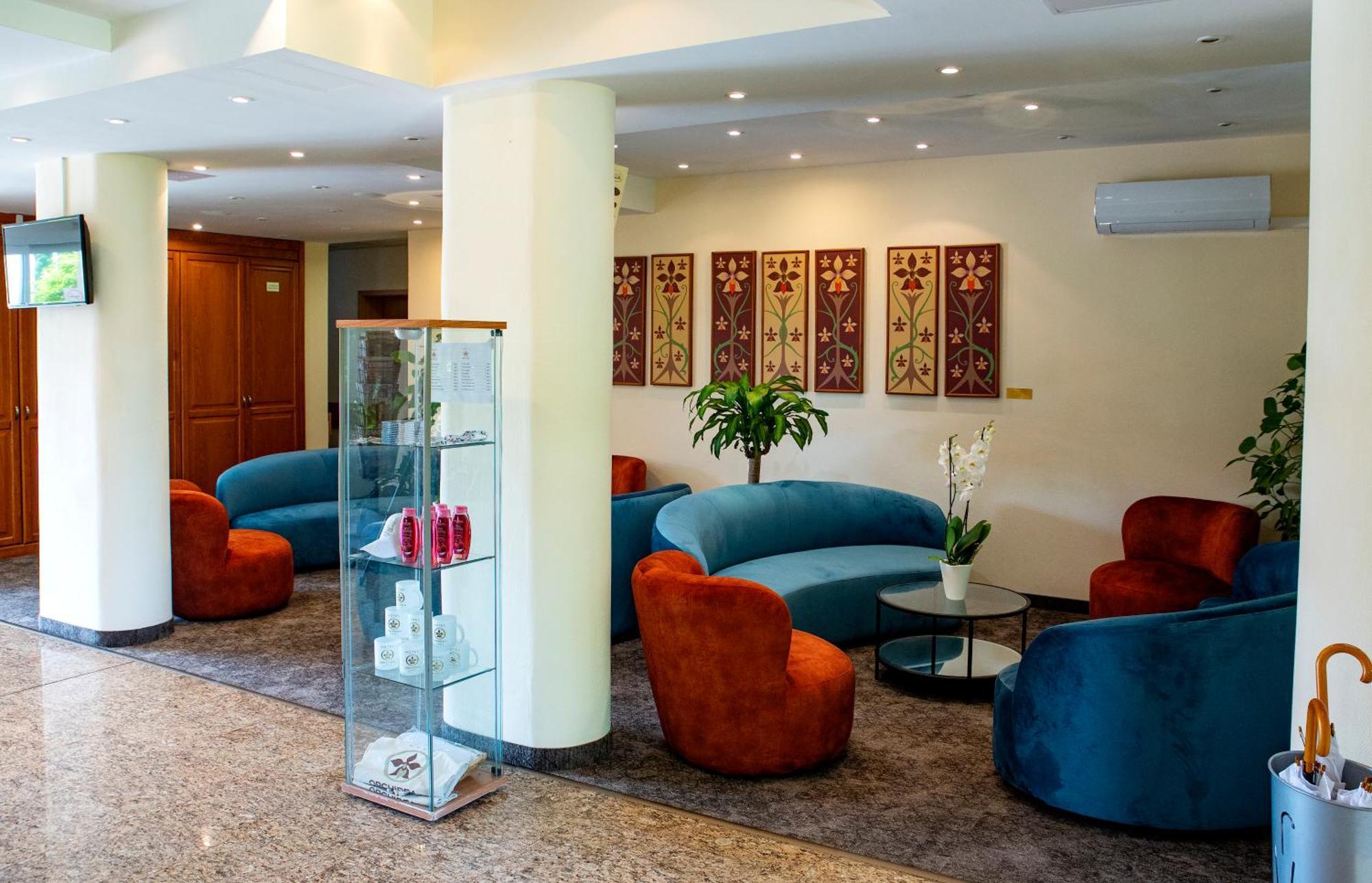 Orchidea Hotel Lipót Eksteriør billede